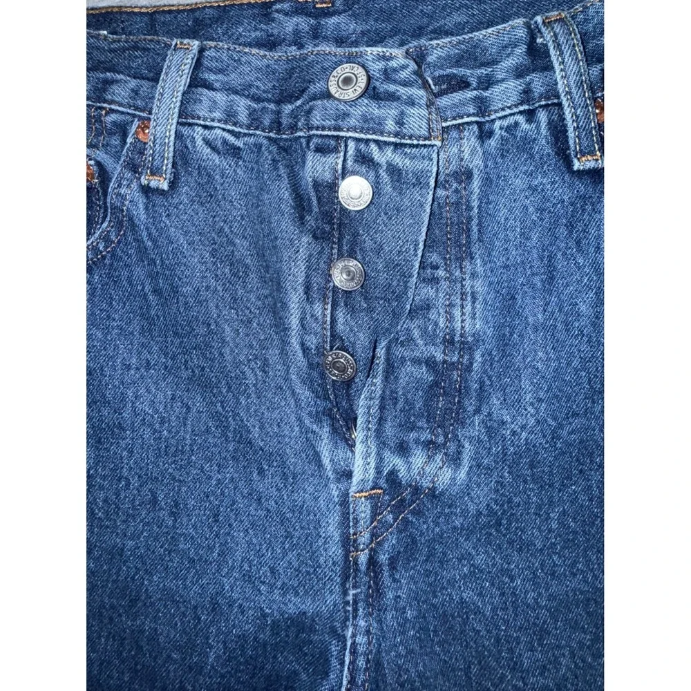 Levis Premium 501 Straight Leg Blue Jeans Dark Wash Size 28x32 Streetwear Denim